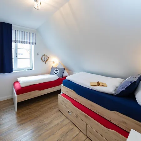 Exklusives Reetdachhaus Mit Sauna In * Rerik