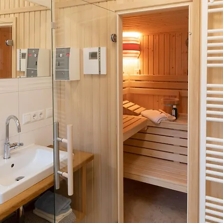 Exklusives Reetdachhaus Mit Sauna In * Rerik