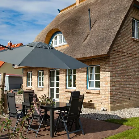 Casa vacanze Exklusives Reetdachhaus Mit Sauna In Rerik