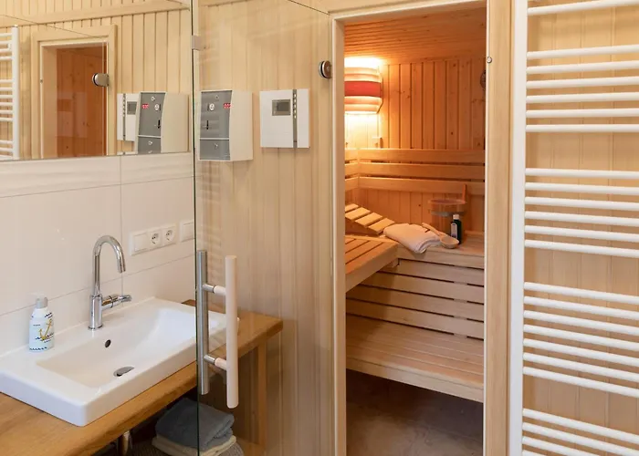 Exklusives Reetdachhaus Mit Sauna In * Rerik